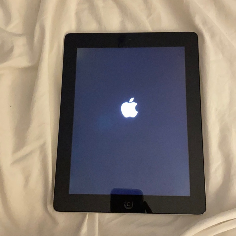 Apple iPad 2  model A1395 unlocked 32GB